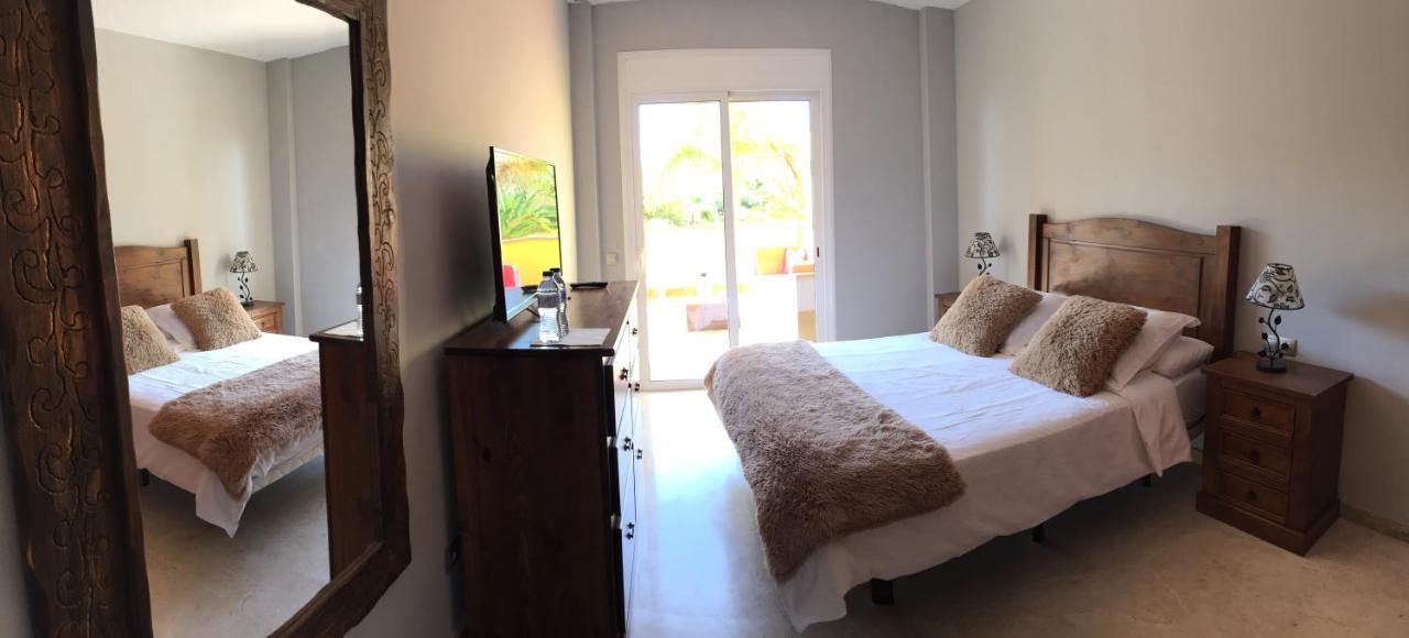 Apartamento De Lujo En Puerto Santiago Пуерто де Сантяго Екстериор снимка